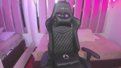 KATIA  online show from January 14, 4:59 pm