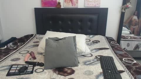 katie online show from March 28, 1:23 pm