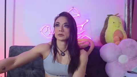 Snapshot of katrin_1 chatting on March 4, 9:22 pm Katrin online show from March 4, 9:22 pm