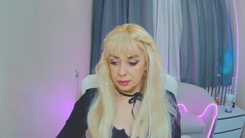 katrinacharm online show from November 7, 8:17 am