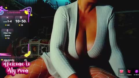 Snapshot of katrinedenev chatting on September 23, 9:21 pm KatrineDenev online show from September 23, 9:21 pm