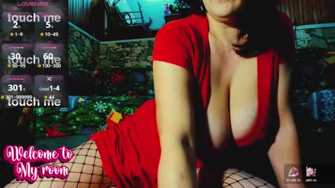 Snapshot of katrinedenev chatting on February 25, 9:48 pm KatrineDenev online show from February 25, 9:48 pm