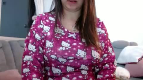 Snapshot of kattie_love chatting on October 21, 7:24 am kattie online show from October 21, 7:24 am