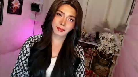 Saisy online show from December 18, 2:07 am