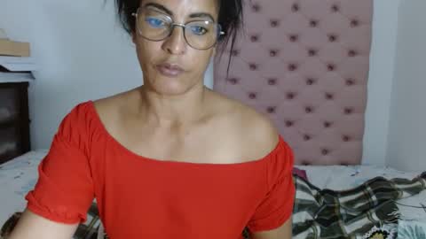 Snapshot of kattleyagray chatting on March 7, 2:57 am KattleyaGrey online show from March 7, 2:57 am