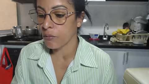 Snapshot of kattleyagray chatting on September 19, 3:38 pm KattleyaGrey online show from September 19, 3:38 pm