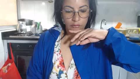 Snapshot of kattleyagray chatting on September 26, 3:09 pm KattleyaGrey online show from September 26, 3:09 pm