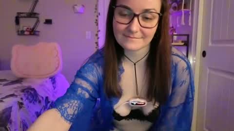 Josie live show Tuesday Wednesday and Thursday online show from August 9, 2:32 am