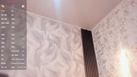 K A T T Y online show from April 19, 9:06 pm