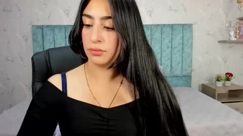 katty_love01 online show from October 18, 8:02 pm