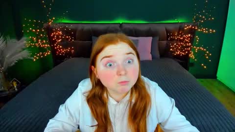 Snapshot of katty_rose8 chatting on September 16, 7:06 pm katty_rose8 online show from September 16, 7:06 pm