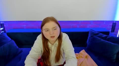 Snapshot of katty_rose8 chatting on October 15, 5:54 am katty_rose8 online show from October 15, 5:54 am