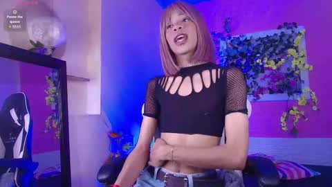 Katy online show from November 15, 7:37 pm