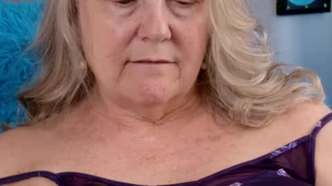 katy_nicole online show from April 18, 7:58 pm