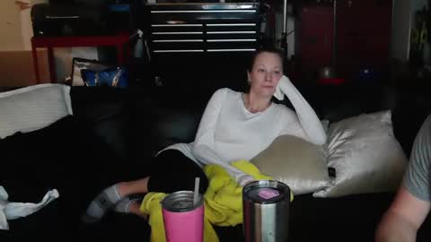 katycouple2003 online show from December 28, 4:41 am