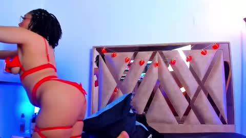 katyortiz online show from February 14, 12:19 pm