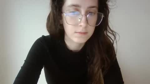 kawaii snowflake online show from February 9, 3:26 pm