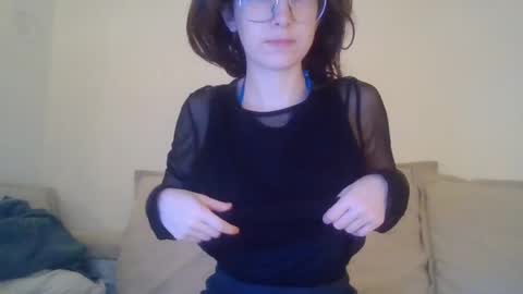 kawaii snowflake online show from July 7, 12:01 am