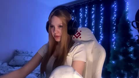 Amia online show from February 20, 5:37 pm