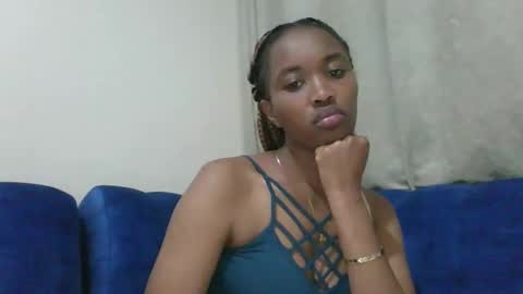 kaylar online show from December 13, 8:37 pm