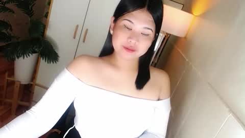 Y O U R        F U T U R E       K A Y L E E  online show from January 9, 5:40 pm