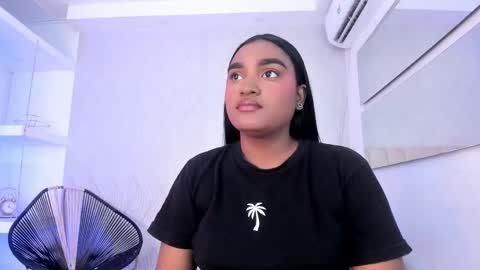 Kayna online show from January 14, 7:44 pm