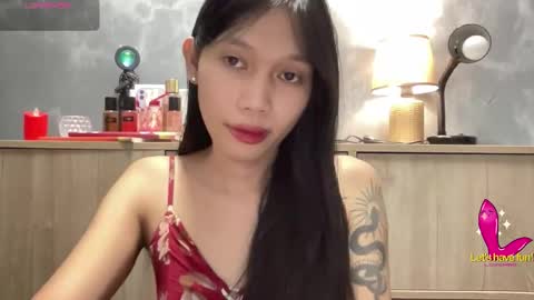 Its me Cora online show from October 9, 8:53 am