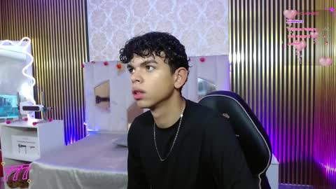  keahi  online show from April 11, 7:07 pm