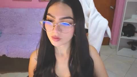 keeiity_moon online show from March 20, 2:55 pm