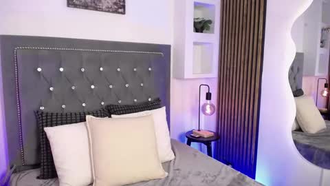 nico online show from March 21, 1:05 pm