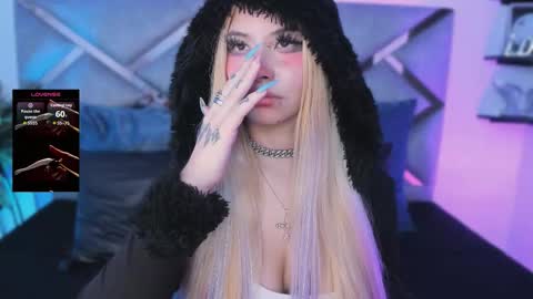 Keidy Monday to Saturday from 200 pm to 810pm  UTC-5 Colombia Time online show from November 21, 7:56 pm