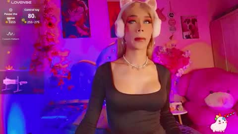 keilyss_ online show from March 30, 5:18 am