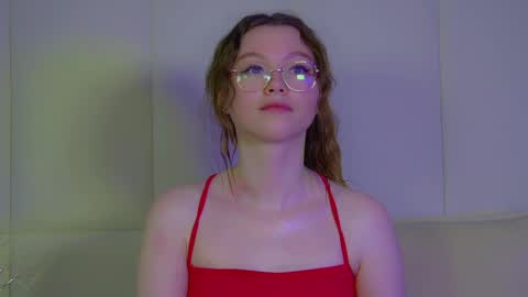 Keira online show from March 8, 3:24 pm