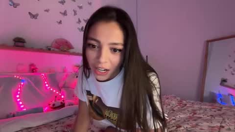 keira online show from November 3, 12:22 am