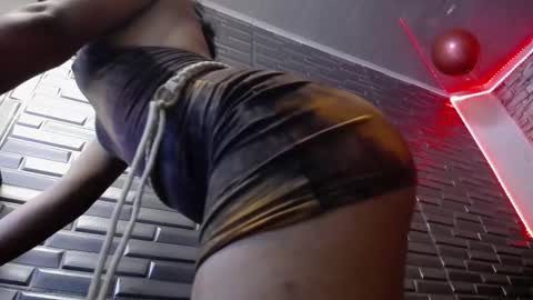  K E I Z Y  online show from February 26, 2:20 pm