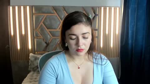 kelly online show from March 30, 1:55 pm