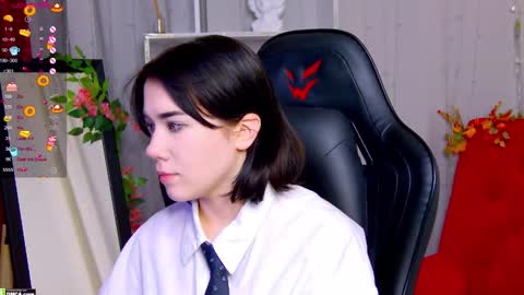 Kelly online show from December 1, 10:46 am