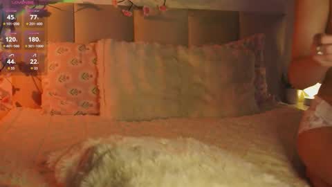 Kelly online show from February 13, 10:24 pm