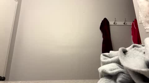 kelly_wight223 online show from November 10, 1:30 am