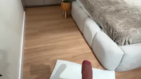 Snapshot of kellyberry__ chatting on October 9, 9:15 am Kelly online show from October 9, 9:15 am