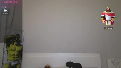 Snapshot of kellykeat chatting on September 16, 4:43 pm Princess Kelly online show from September 16, 4:43 pm