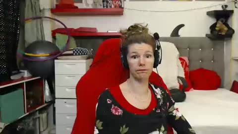 Snapshot of kellynumber chatting on February 14, 10:14 pm kelly online show from February 14, 10:14 pm