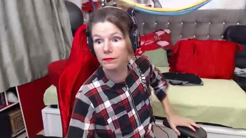 Snapshot of kellynumber chatting on October 15, 11:48 pm kelly online show from October 15, 11:48 pm