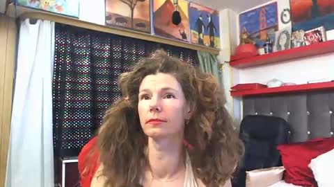 Snapshot of kellynumber chatting on September 15, 5:09 am kelly online show from September 15, 5:09 am