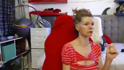 Snapshot of kellynumber chatting on February 23, 10:17 am kelly online show from February 23, 10:17 am