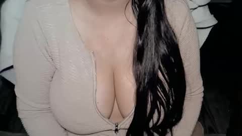 Kellyshow online show from November 1, 6:12 am