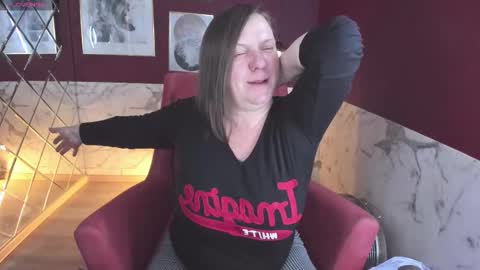 Kelly online show from November 16, 5:31 am