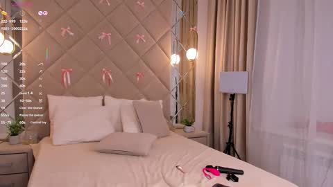 kellyy_bern online show from March 30, 1:06 am