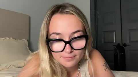 Kelsey Blu online show from May 29, 11:14 pm