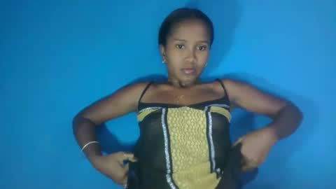 kelyhondra online show from February 20, 8:16 am